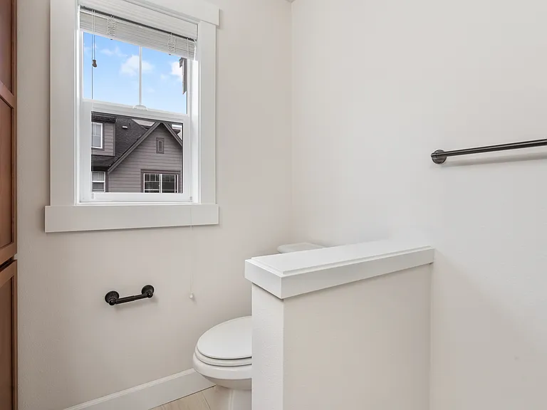 1316 Chelsea Walk NE — Photo 29