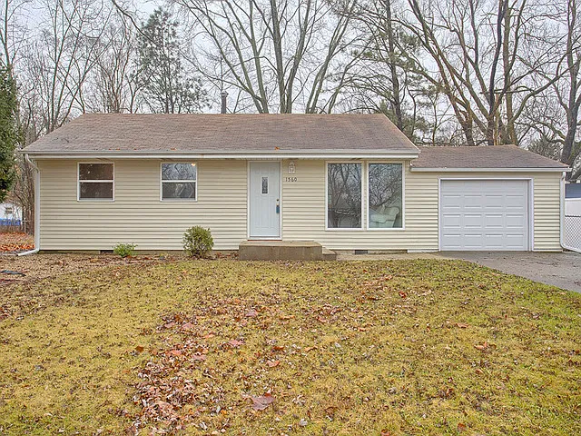 1560 Eater Dr photo 1