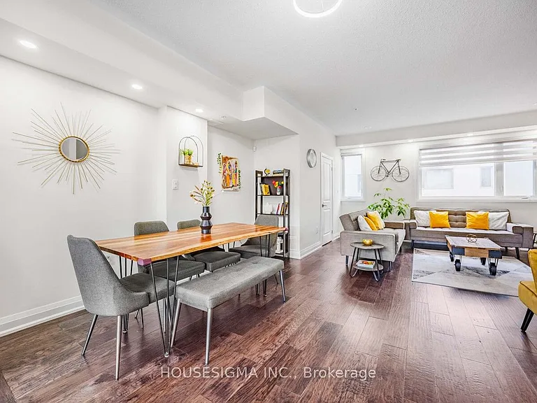1870 Altona Rd #11 — Photo 9