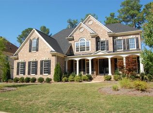 410 Allenhurst Pl, Cary, NC 27518