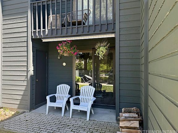 4th image of 601 Hemlock St #3