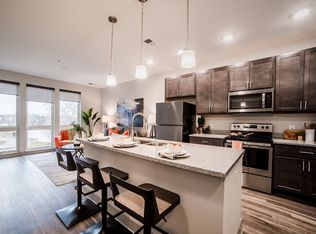 River House, Indianapolis, IN 46220