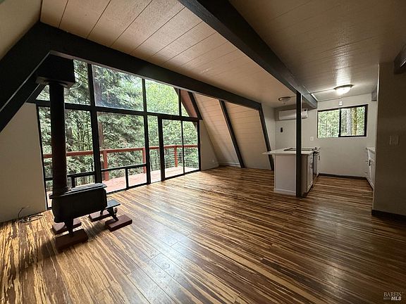 4th image of 26465 Poppy Drive