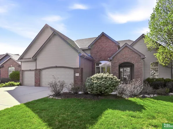 19614 Chandler St, Gretna, NE 68028