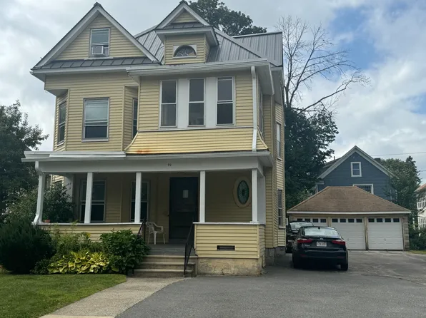 29 Roxbury St #2, Worcester, MA 01609