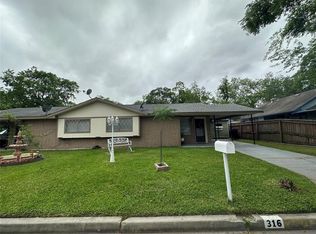 320 S Avenue F, Humble, TX 77338