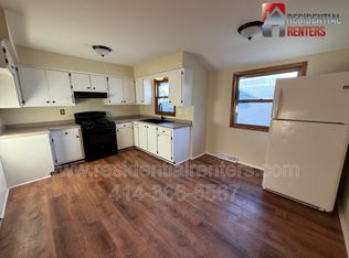 6578 N 73rd St, Milwaukee, WI 53223