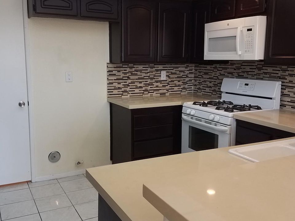 Custom modern kitchen updated throughout