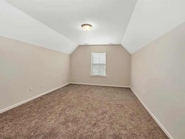 124 Heatherly Way — Photo 22