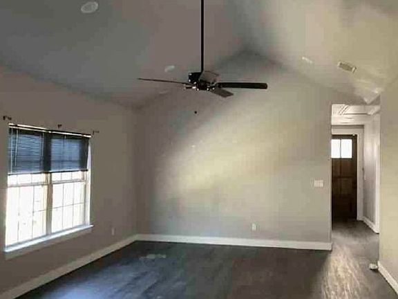 Additional Living Room