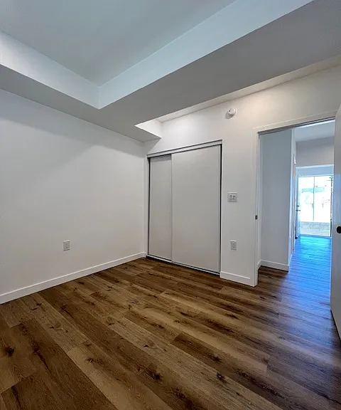 140 W Hyde Park Blvd #3/4 — Photo 8