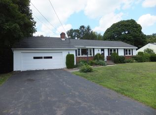 27 Mattes Rd, Hamden, CT 06514
