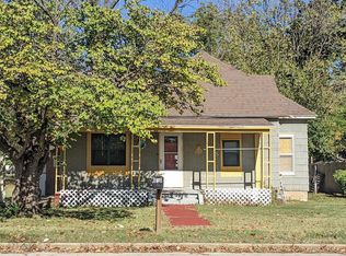 610 E Main St, Cherryvale, KS 67335
