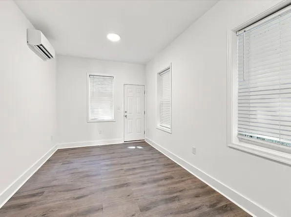 2332 N Woodstock St, Philadelphia, PA 19132