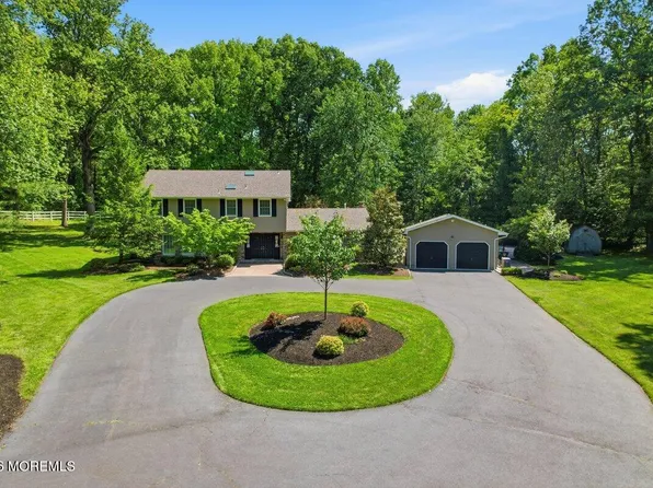 1 Marlboro Street, Morganville, NJ 07751
