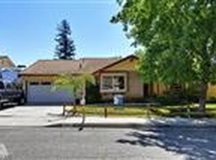 1064 Rambling Rd, Simi Valley, CA 93065