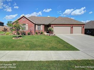 571 Lancaster Rd, Centerton, AR 72719