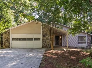614 Oxford Hall Dr, Lawrenceville, GA