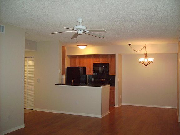 3rd image of 5056 Lantana Rd APT 4104