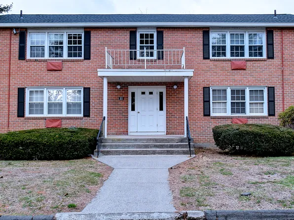 5 Grandview Drive #11D, Farmington, CT 06032