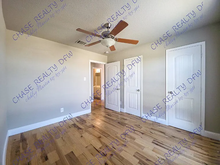 10929 Hawks Landing Rd — Photo 10