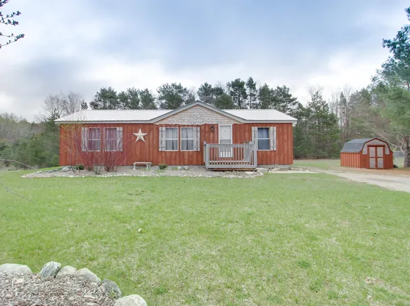 8786 Cedar Run Rd, Traverse City, MI 49684