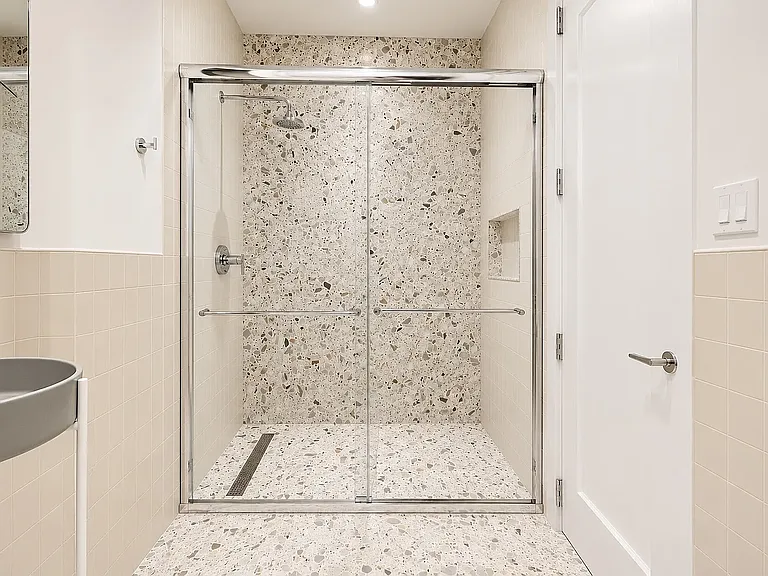 90 Bedford St #1 — Photo 14