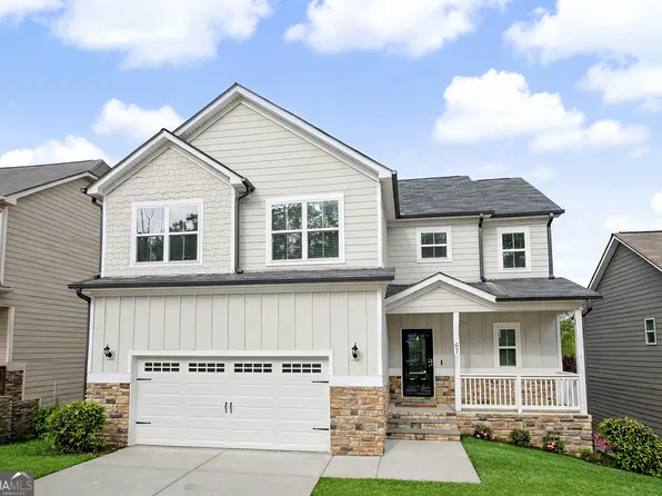 67 Seabiscuit Ct, Newnan, GA 30263