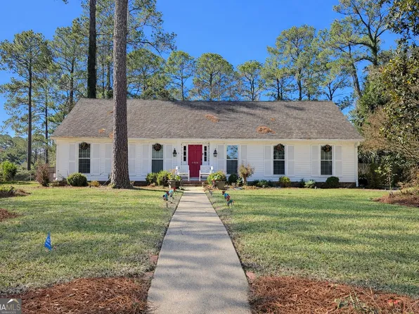 2318 Meadowbrook Ln, Albany, GA 31707