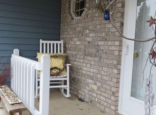 818 Oak Ct, Osceola, WI 54020