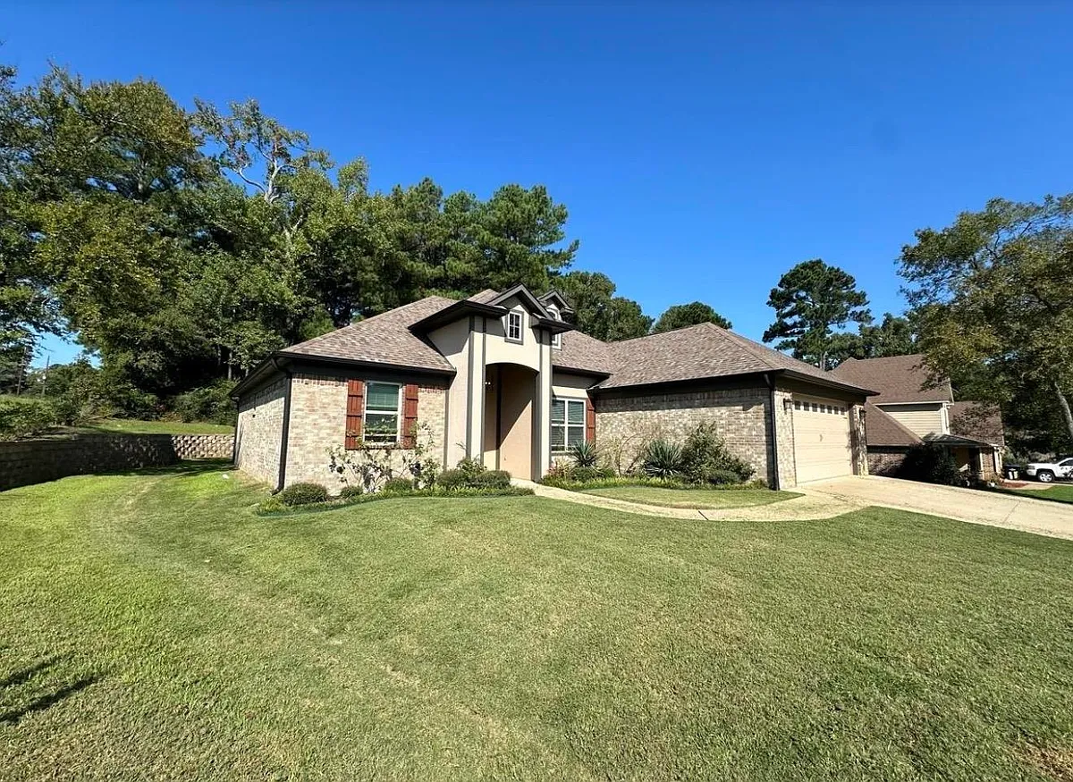 Building Photo - 3001 Bull Run Trl