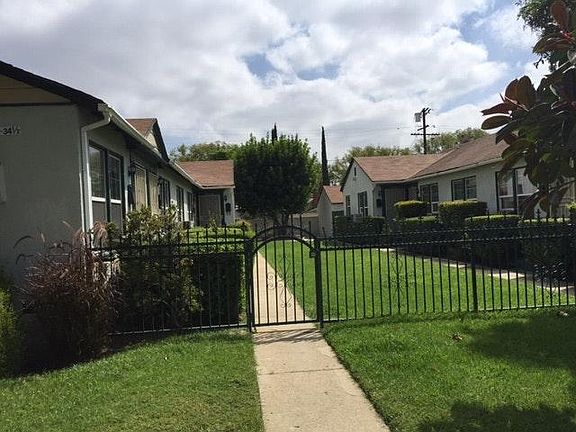 2nd image of 7026 Hazeltine Ave