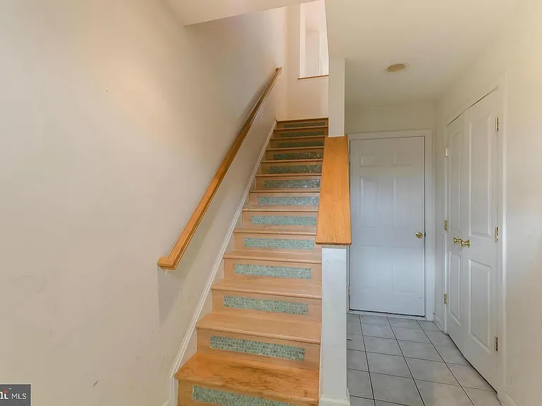 2133 12th Pl NW — Photo 17
