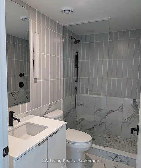327 King St W #701 — Photo 10