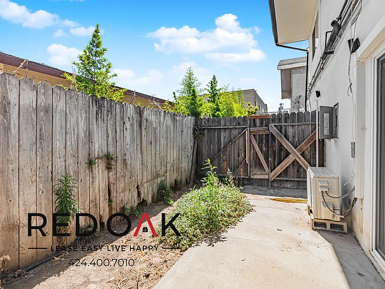 1540 W 145th St #14 — Photo 11