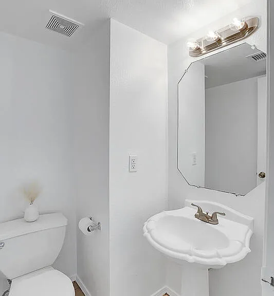 2304 Tierra Blanda Dr — Photo 6