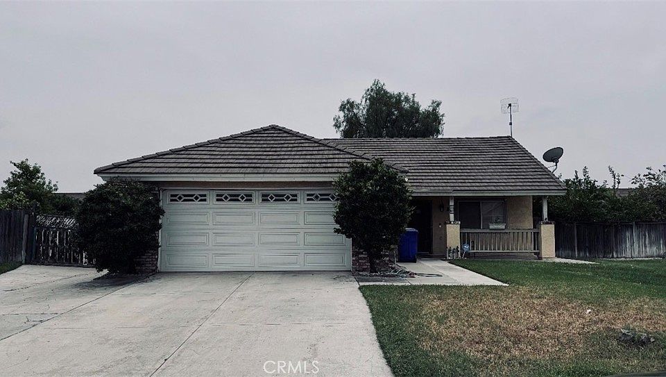 1st image of 1894 Shedden Dr