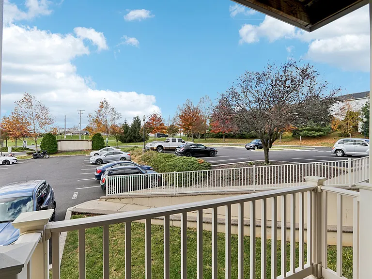 Summit Ridge Luxury Apartments — Photo 83
