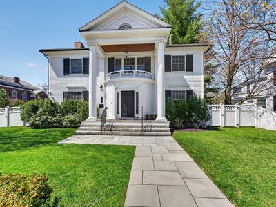 377 Walnut St #1, Newtonville, MA, 02460