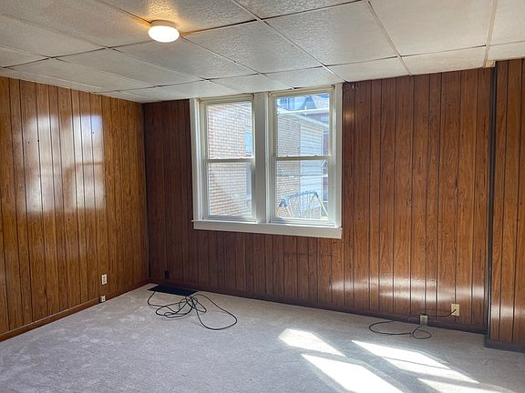 4th image of 202 Park Ave