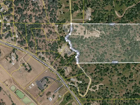 28 Buckaroo Ln, Auberry, CA 93602