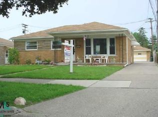 31117 W Angeline Ct, Saint Clair Shores, MI 48082