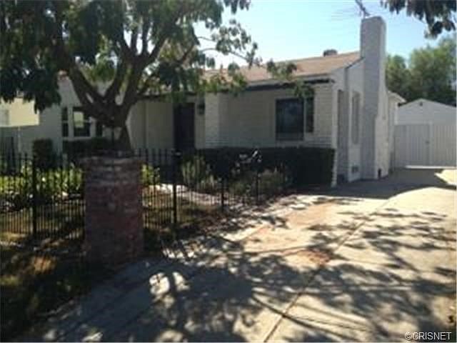 1st image of 1637 N Buena Vista St