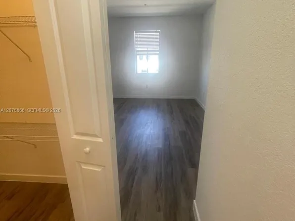 15520 SW 136th St #210, Miami, FL 33196