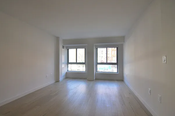 Rented by Nest Seekers International | media 26