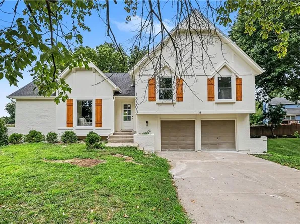 13303 W 105th St, Lenexa, KS 66215