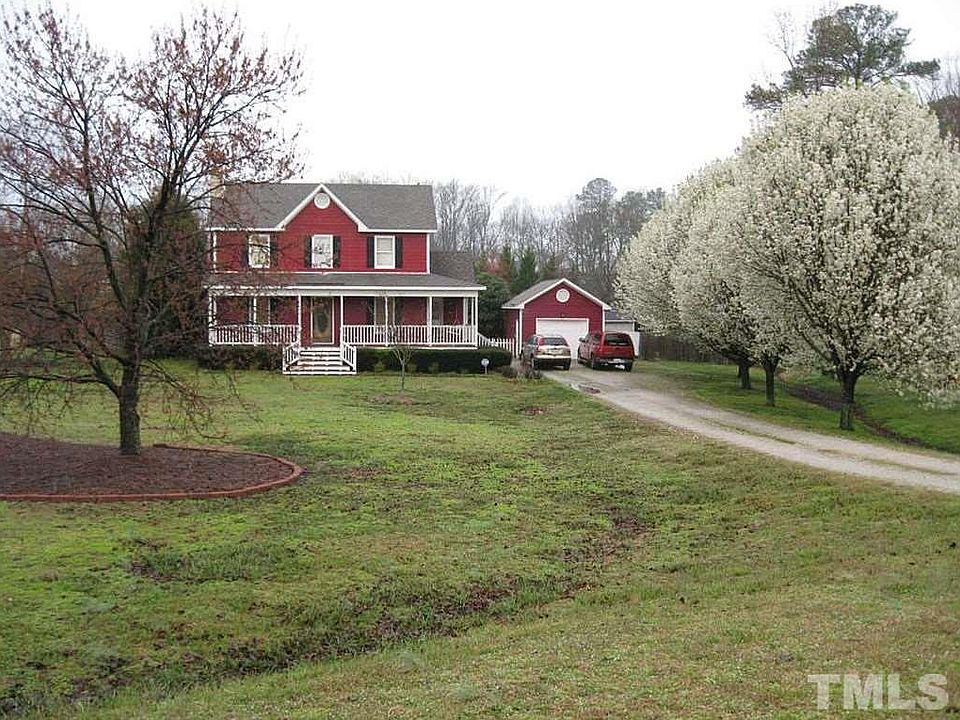 2nd image of 21 Redwood Ct