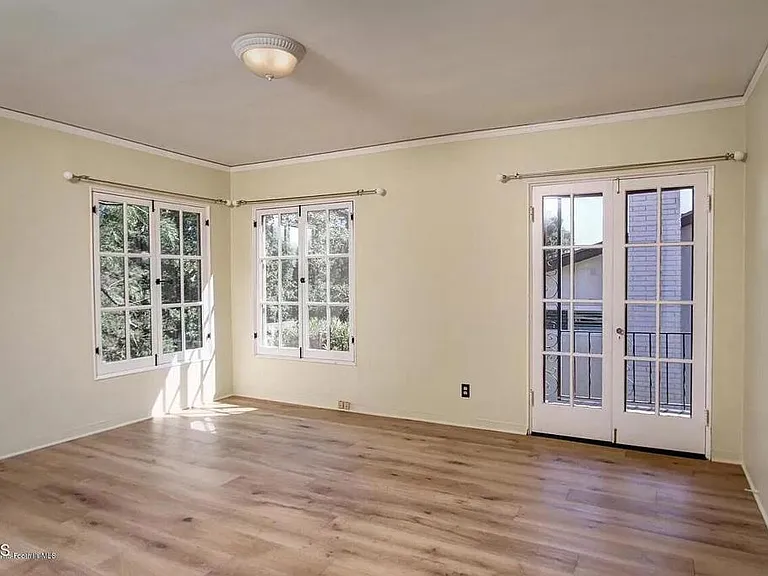 1064 Linda Vista Ave — Photo 15