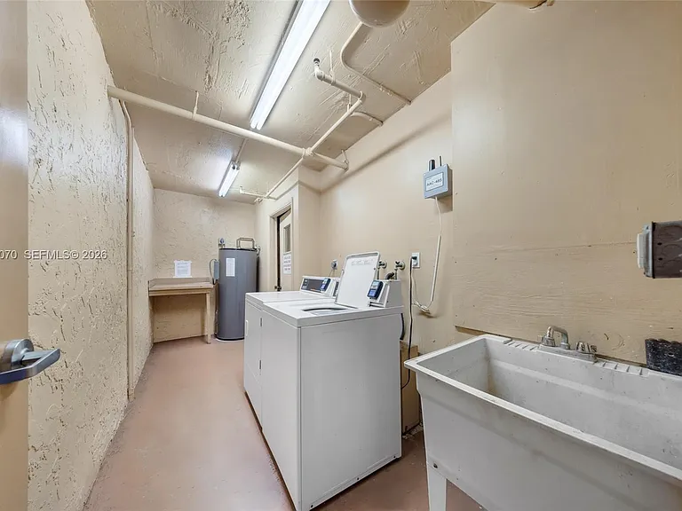 3001 W Rolling Hills Cir #610 — Photo 27