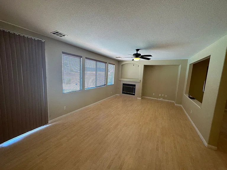 1031 Belle River Ct — Photo 9